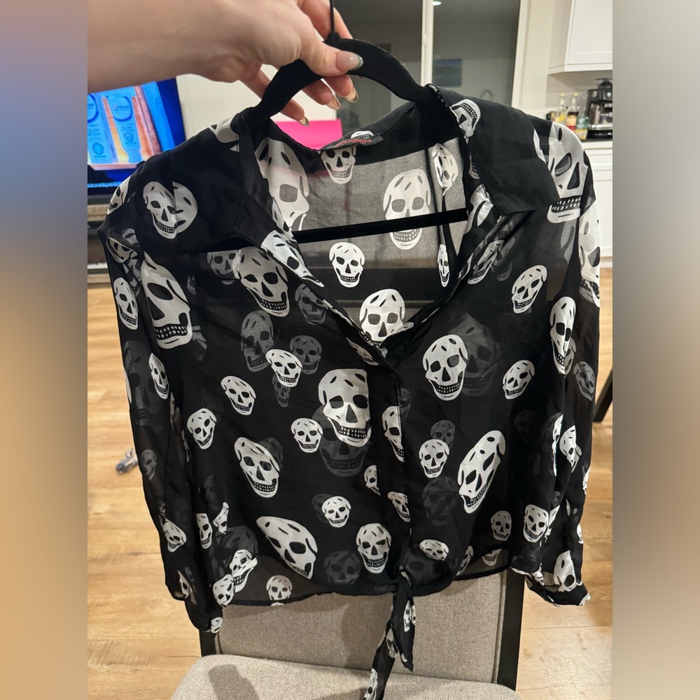 Skull print sheer top